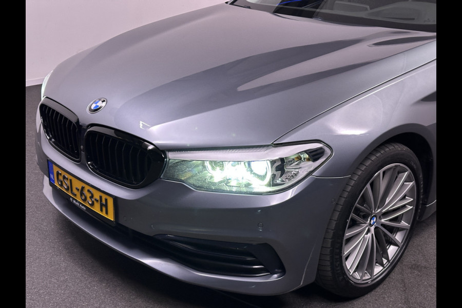 BMW 5 Serie Touring 530i Sportline 252pk | Panodak | Luxe Lederen comfortstoelen Memory | Head-up Display | Carplay | 360 Camera | Stoelventilatie |