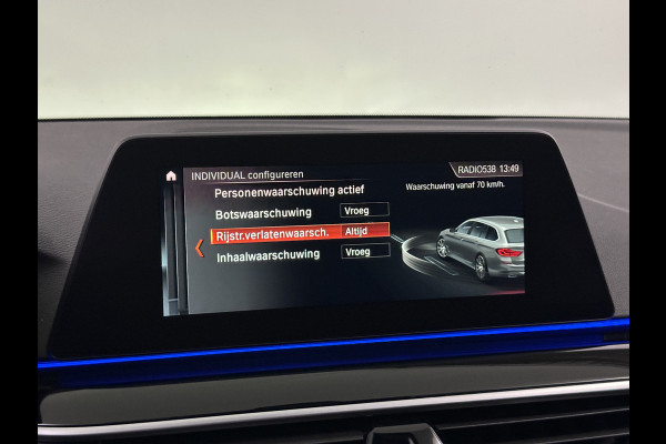 BMW 5 Serie Touring 530i Sportline 252pk | Panodak | Luxe Lederen comfortstoelen Memory | Head-up Display | Carplay | 360 Camera | Stoelventilatie |