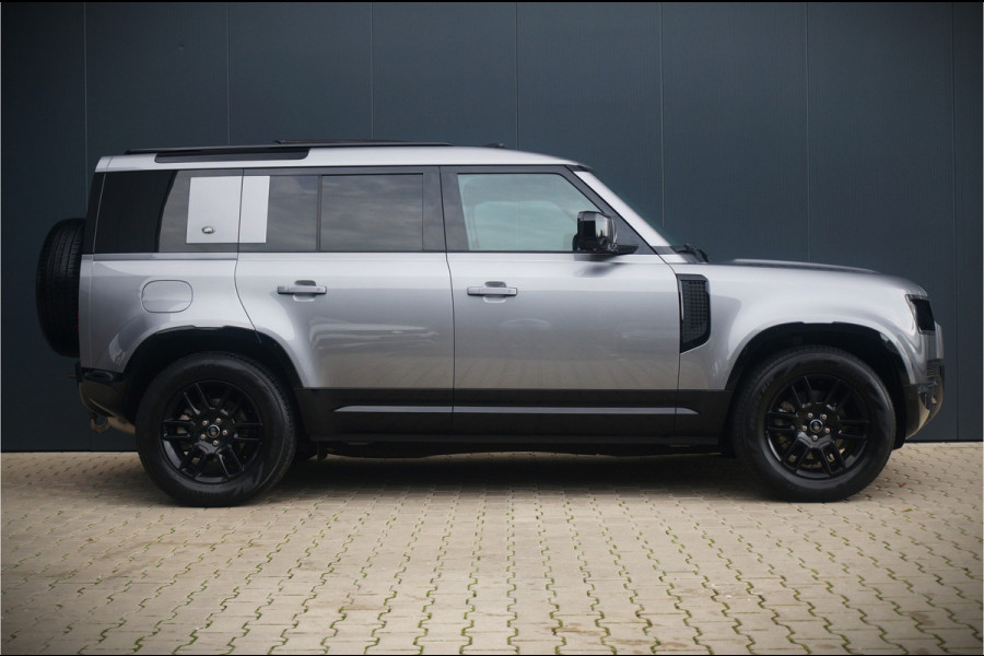 Land Rover Defender Hard Top 3.0 D250 110 MHEV X-Dynamic S | €59.940,- Ex BTW | Grijs Kenteken | Luchtvering | Panoramadak | Stuur/Stoelverwarming | 360° Camera | Keyless | Groot Scherm | Cruise Control | Apple Carplay