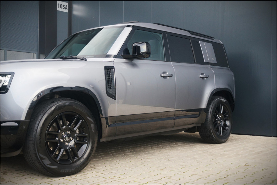 Land Rover Defender Hard Top 3.0 D250 110 MHEV X-Dynamic S | €59.940,- Ex BTW | Grijs Kenteken | Luchtvering | Panoramadak | Stuur/Stoelverwarming | 360° Camera | Keyless | Groot Scherm | Cruise Control | Apple Carplay