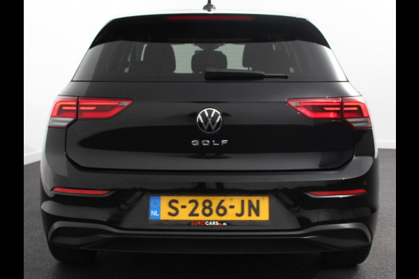 Volkswagen Golf 2.0 TDI DSG Style | Navigatie | Apple Carplay/Android Auto | Climate Control | Parkeer sensoren | Adaptive Cruise Control | Lichtmetalen velgen |