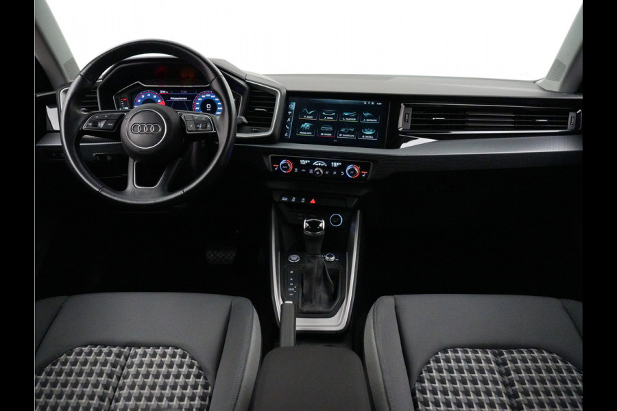 Audi A1 citycarver 30 TFSI Aut7 S-Line (carplay,xenon,LED,navigatie,virtual cockpit)