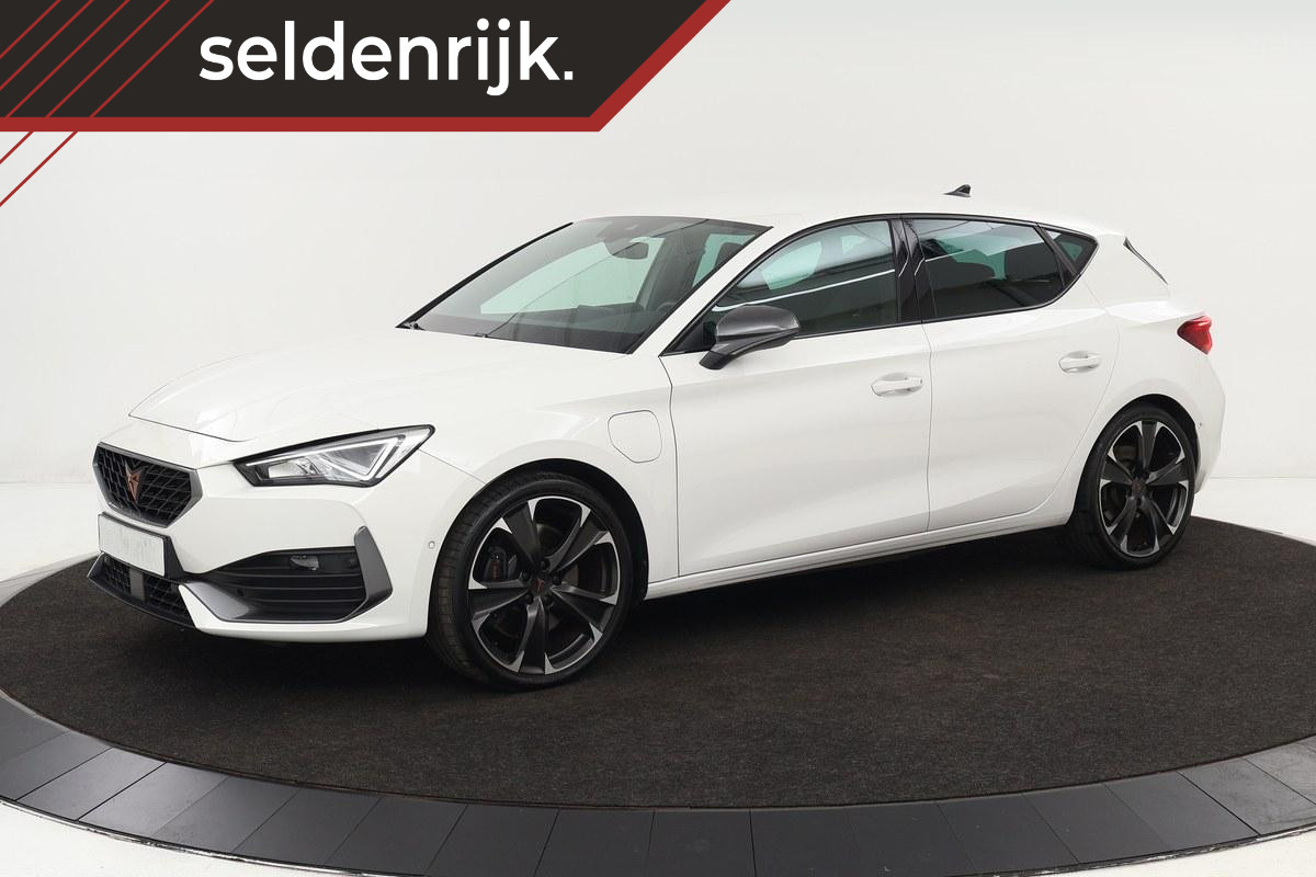 CUPRA Leon 1.4 e-Hybrid VZ | 245pk | Stoel & stuurverwarming | Camera | Sportstoelen | Navigatie | Keyless | Full LED