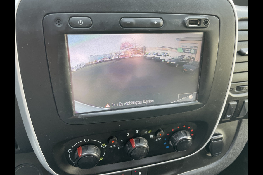 Fiat Talento 1.6 MJ EcoJet L2H1 Airco - achteruitrij camera - navigatie - Parkeersensoren Achter - Trekhaak - sidebar - bluetooth - cruise control - Houten laadvloer