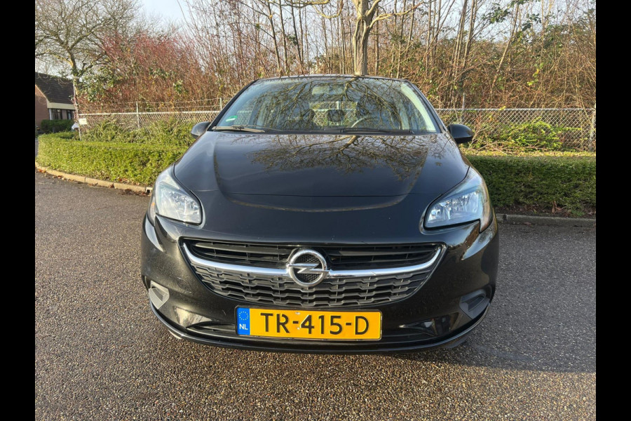 Opel Corsa 1.4 Favourite