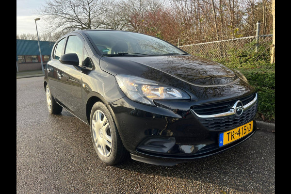 Opel Corsa 1.4 Favourite