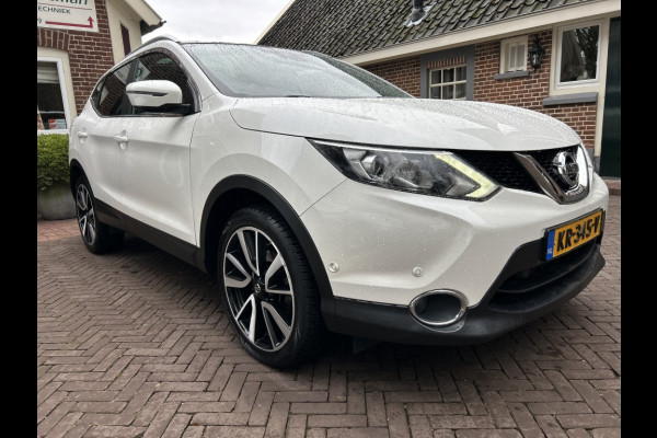 Nissan QASHQAI 1.2 Automaat Bns. Ed. Leder, Panodak, Trekhaak, 19” LMV