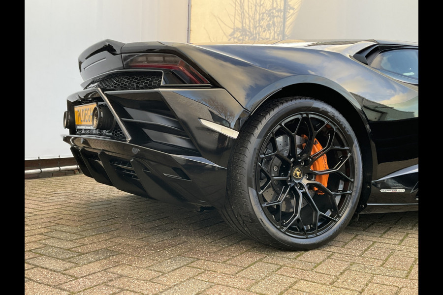 Lamborghini Huracan EVO 5.2 V10 - 640 CV AWD Nero Ade Lifting Dealer serviced Incl-BTW 4WD