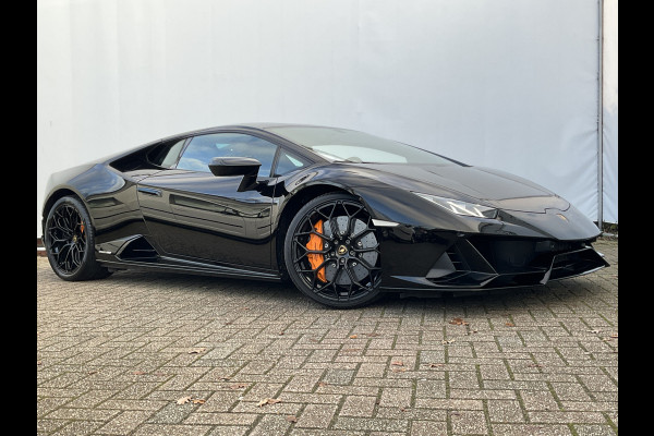 Lamborghini Huracan EVO 5.2 V10 - 640 CV AWD Nero Ade Lifting Dealer serviced Incl-BTW 4WD