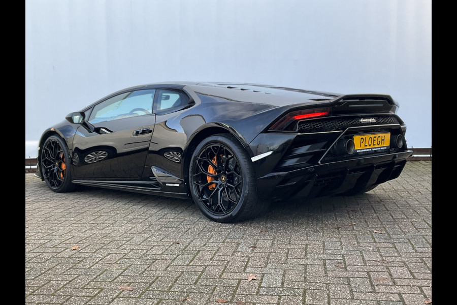 Lamborghini Huracan EVO 5.2 V10 - 640 CV AWD Nero Ade Lifting Dealer serviced Incl-BTW 4WD