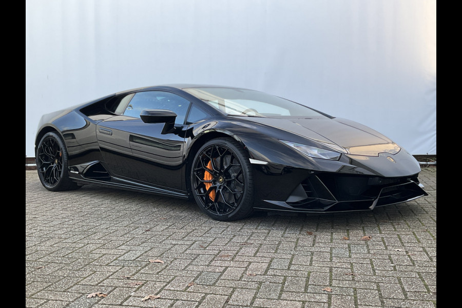 Lamborghini Huracan EVO 5.2 V10 - 640 CV AWD Nero Ade Lifting Dealer serviced Incl-BTW 4WD