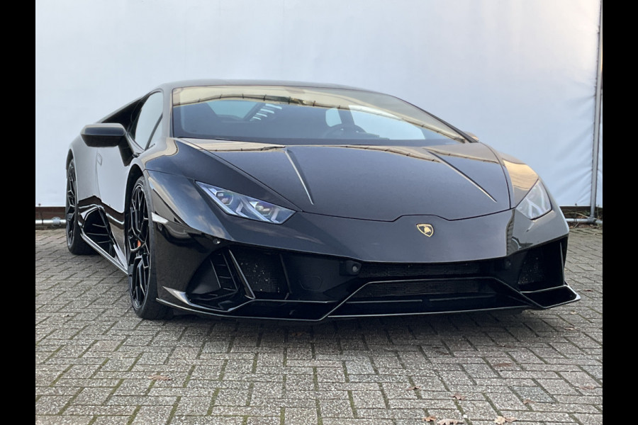 Lamborghini Huracan EVO 5.2 V10 - 640 CV AWD Nero Ade Lifting Dealer serviced Incl-BTW 4WD