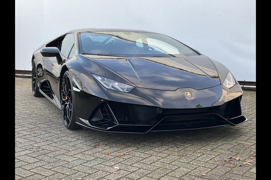 Lamborghini Huracan EVO 5.2 V10 - 640 CV AWD Nero Ade Lifting Dealer serviced Incl-BTW 4WD