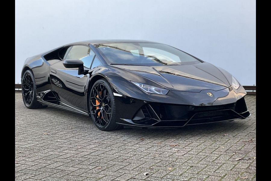 Lamborghini Huracan EVO 5.2 V10 - 640 CV AWD Nero Ade Lifting Dealer serviced Incl-BTW 4WD