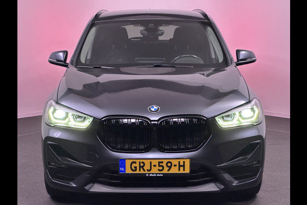 BMW X1 xDrive25e Sportline Plug in Hybrid | PHEV | Head-up Display | Camera | Navigatie | Sportstoelen Verwarmd | Led |