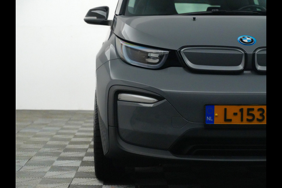 BMW i3 Executive 170pk 120Ah 42 kWh (420 rijbereik,warmtepomp,LED,navi,carplay,20 inch)