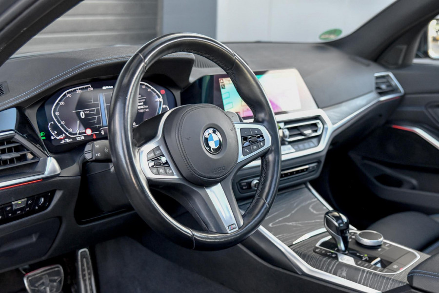 BMW 3-serie 320e M-Sport, Aero, Pano, Memory, HUD, Laser, ACC, 360, Leder,btw Keyless, Sfeer, Hifi, Dodeh, CarPlay!