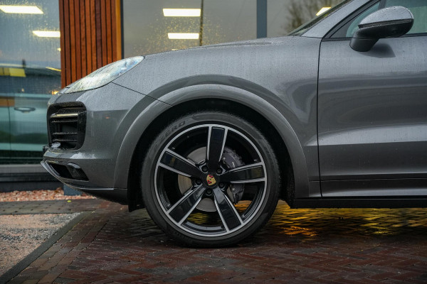 Porsche Cayenne Coupé 3.0 E-Hybrid Panodak Bose Luchtvering 360 Cam Stoelventilatie Trekhaak Keyless