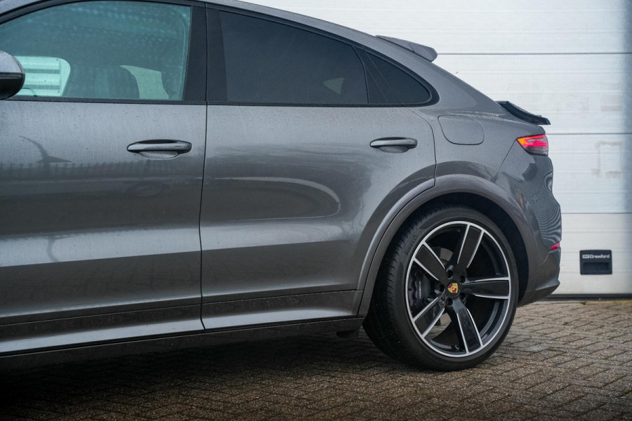 Porsche Cayenne Coupé 3.0 E-Hybrid Panodak Bose Luchtvering 360 Cam Stoelventilatie Trekhaak Keyless