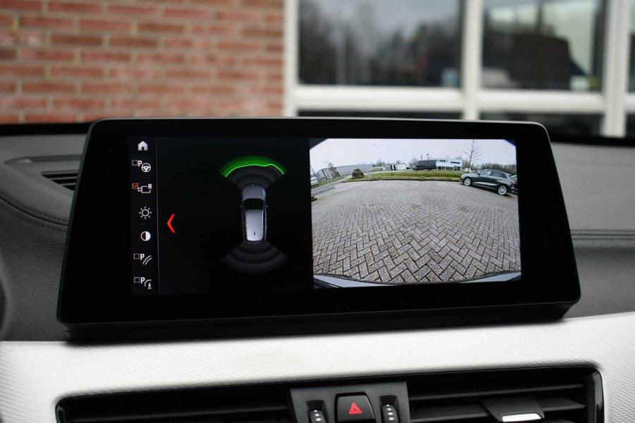 BMW X1 xDrive25e M-Sport Pano Trekh ACC Camera HUD 19inch El-Klep