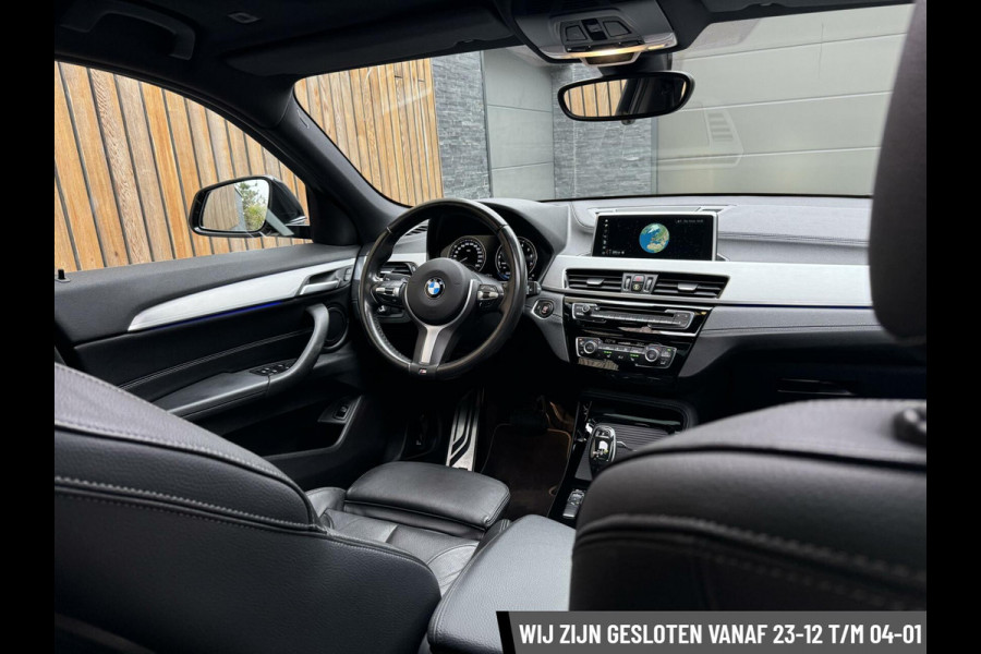 BMW X2 sDrive18i High Executive M-sport Automaat | Panoramadak | Lederen interieur | LED verlichting | Sfeerverlichting | DAB radio | H