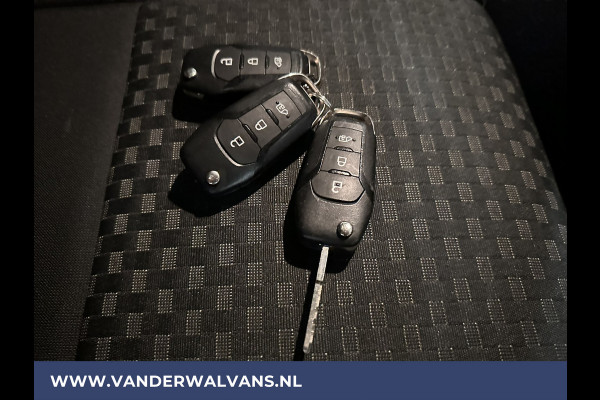 Ford Transit Connect 1.5 EcoBlue 100pk L1H1 Euro6 Airco | 3-Zits | Cruisecontrol | Verwarmde voorruit | Parkeersensoren bijrijdersbank, sidebars