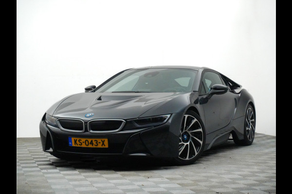 BMW i8 Coupe 375pk (dealer-onderhouden,NL geleverd,carbon,head-up,leer,laser)