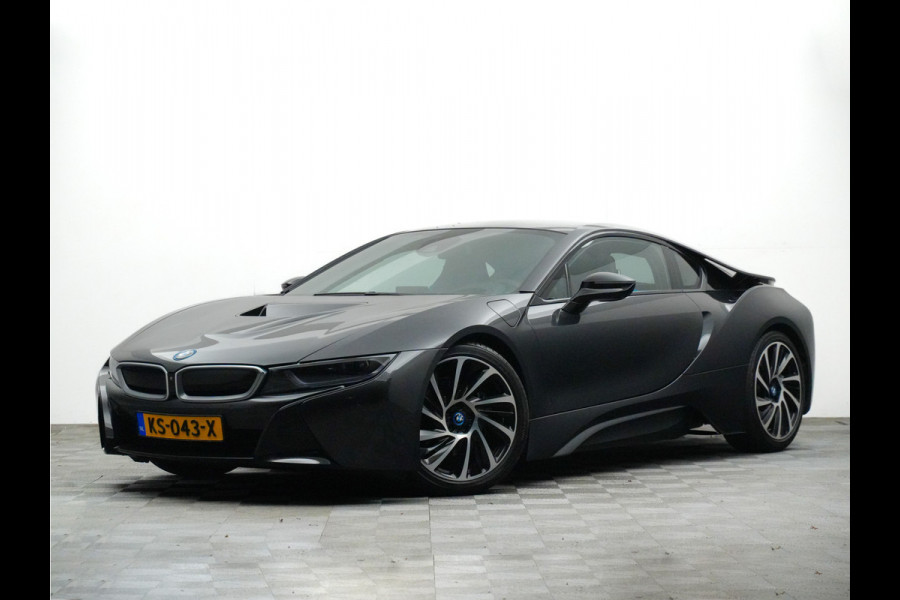 BMW i8 Coupe 375pk (dealer-onderhouden,NL geleverd,carbon,head-up,leer,laser)