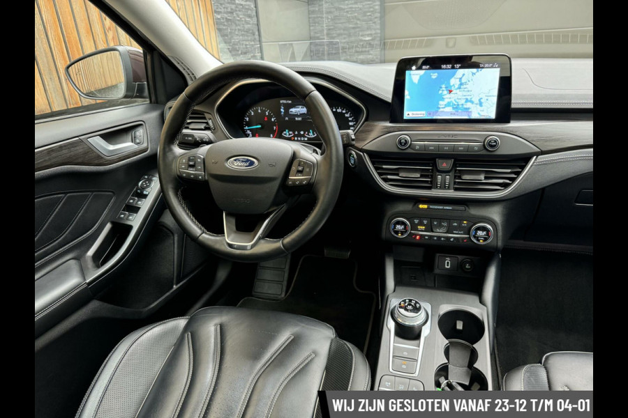 Ford Focus 1.5 EcoBoost Vignale Automaat | Panoramadak | B&O audiosysteem | Trekhaak | Navigatiesysteem | Elektrische bestuurdersstoel | Ad