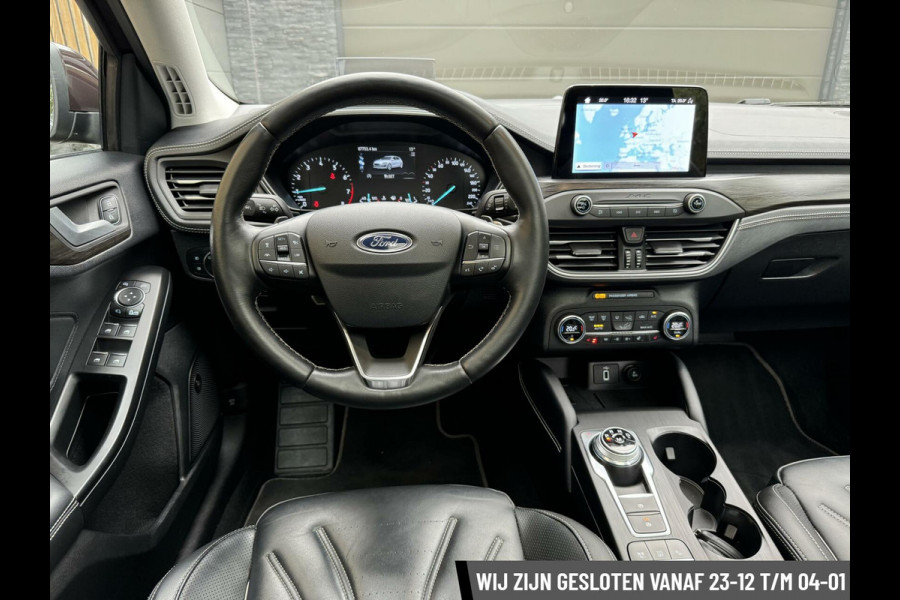 Ford Focus 1.5 EcoBoost Vignale Automaat | Panoramadak | B&O audiosysteem | Trekhaak | Navigatiesysteem | Elektrische bestuurdersstoel | Ad