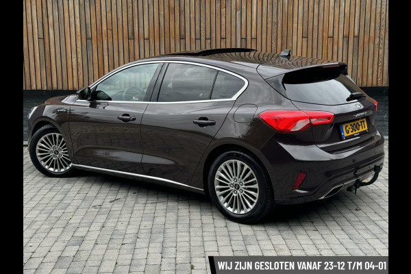 Ford Focus 1.5 EcoBoost Vignale Automaat | Panoramadak | B&O audiosysteem | Trekhaak | Navigatiesysteem | Elektrische bestuurdersstoel | Ad