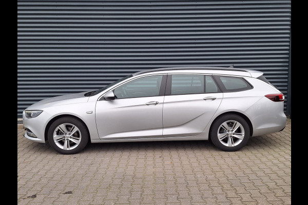 Opel Insignia Sports Tourer 1.5 Turbo Exclusive | Trekhaak | Carplay | Navi | DAB | Stuur/Stoel Verwarming | Cruise Control |