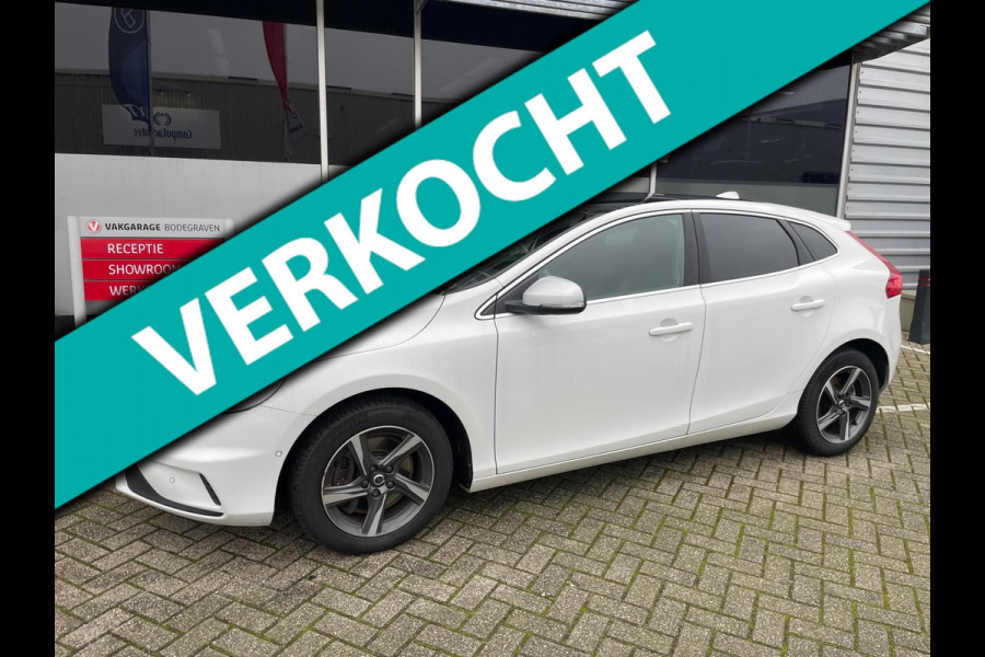 Volvo V40 2.0 D3 Business Sport / panoramadak / leer