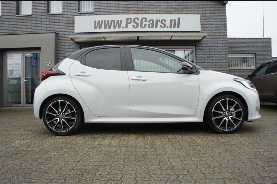 Toyota Yaris 1.5 Hybrid GR Sport Acc|Camera|CarPlay|Navigatie