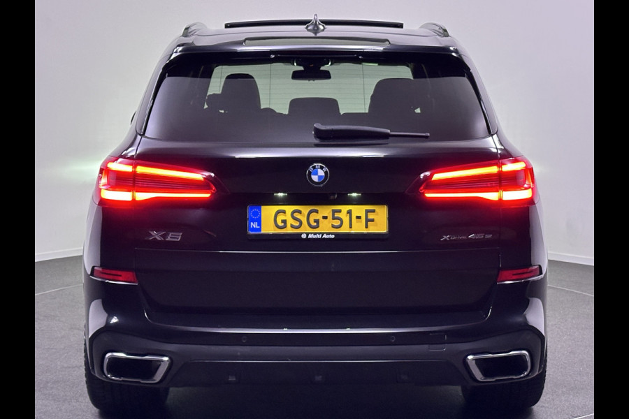 BMW X5 xDrive45e M Sport Plug In Hybrid 394pk INCL BTW PHEV | Panodak | Trekhaak af fabriek | Adaptive Cruise | Laser LED | Head Up | 21"L.M | Carbonpakket |