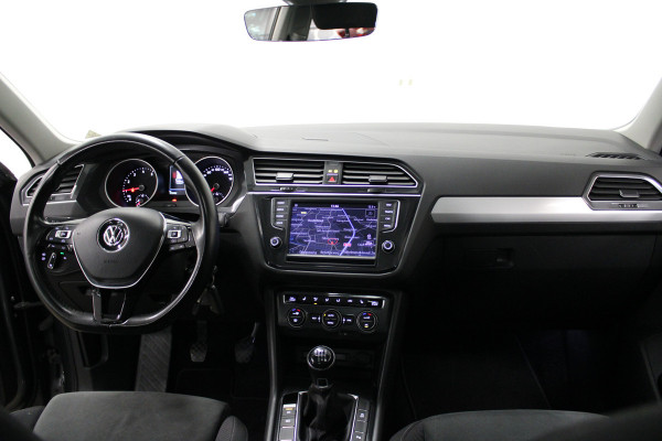 Volkswagen Tiguan 1.4 TSI Comfortline Pano|Massage|Stoelverw.