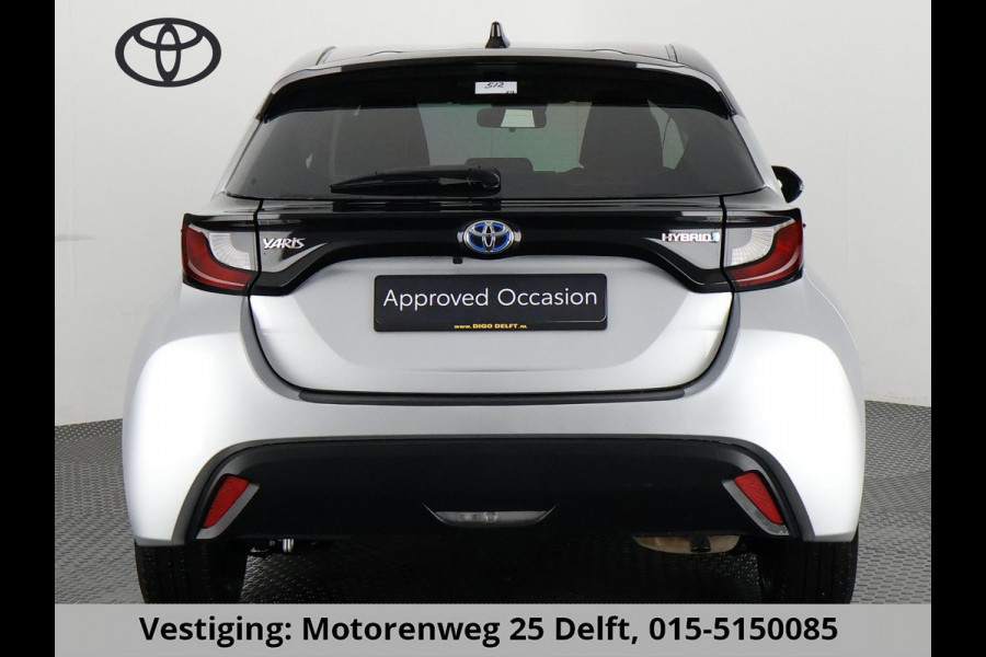 Toyota Yaris 1.5 HYBRID AUTOMAAT BI-TONE PACK CARPLAY NAVI. CAMERA.ADAPTIVE CRUISE. GARANTIE TOT 4-2034 !