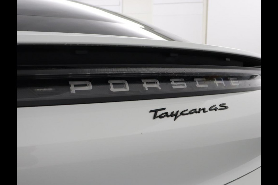 Porsche Taycan 4S PERFORMANCE*2x 21INCH SCHERM*PANORAMADAK*571PK* 21INCH*LEDER*LUCHTVERING*DEALER-ONDERHOUDEN