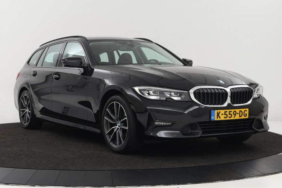 BMW 3 Serie 318i Executive | Sport Line | Trekhaak | Leder | Sportstoelen | Carplay | Live Cockpit | Full LED | PDC | Climate control