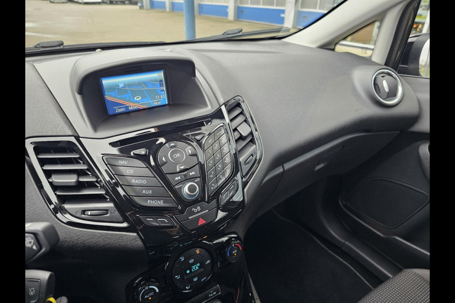 Ford Fiesta 1.0 EcoBoost Titanium Automaat | Cruise control | Navigatie | PDC | Bluetooth | Stuurwielbediening | Voorruitverwarming | nieuwstaat!