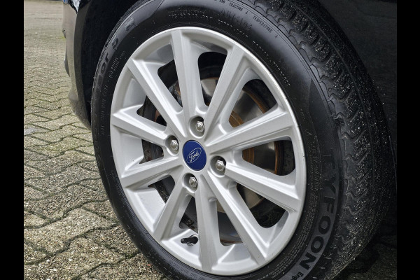 Ford Fiesta 1.0 EcoBoost Titanium Automaat | Cruise control | Navigatie | PDC | Bluetooth | Stuurwielbediening | Voorruitverwarming | nieuwstaat!