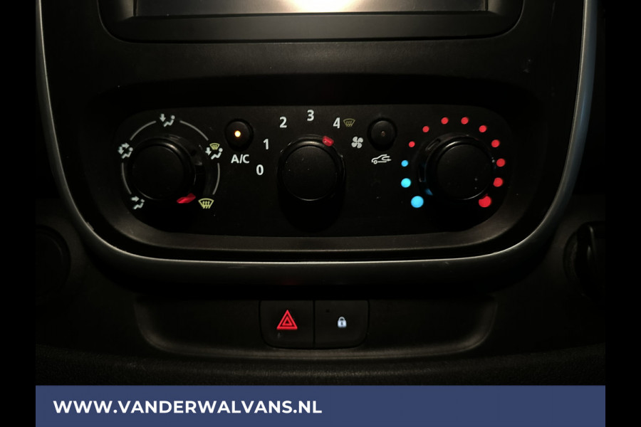 Renault Trafic 1.6 dCi 126pk L2H1 Euro6 Airco | Navigatie | Cruisecontrol | Trekhaak Parkeersensoren, Bijrijdersbank