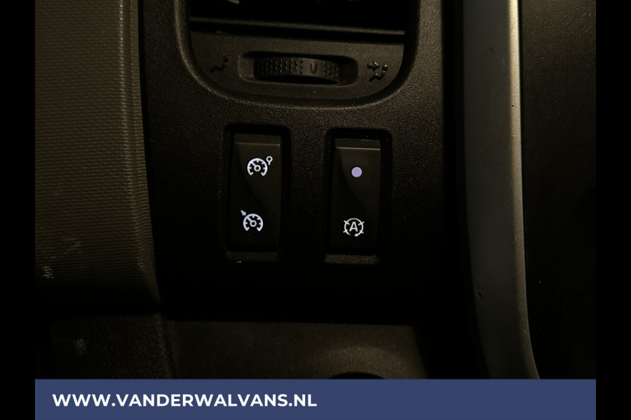 Renault Trafic 1.6 dCi 126pk L2H1 Euro6 Airco | Navigatie | Cruisecontrol | Trekhaak Parkeersensoren, Bijrijdersbank