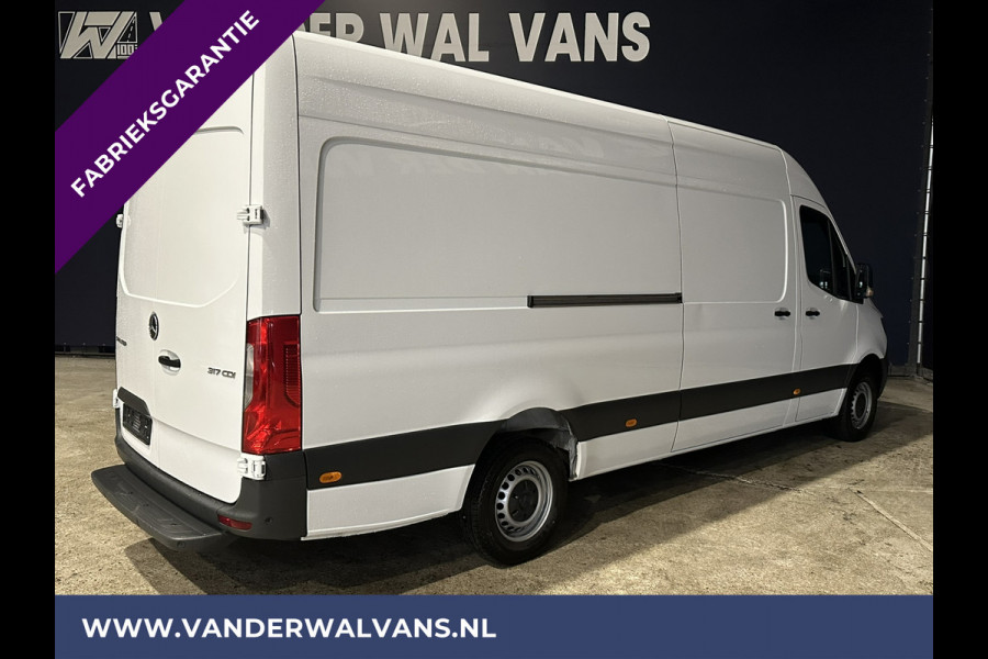 Mercedes-Benz Sprinter 317 CDI 170pk L3H2 Fabrieksgarantie Euro6 Airco | Camera | Apple Carplay | Android Auto Cruisecontrol, Parkeersensoren, Bijrijdersbank, Stoelverwarming, MBUX