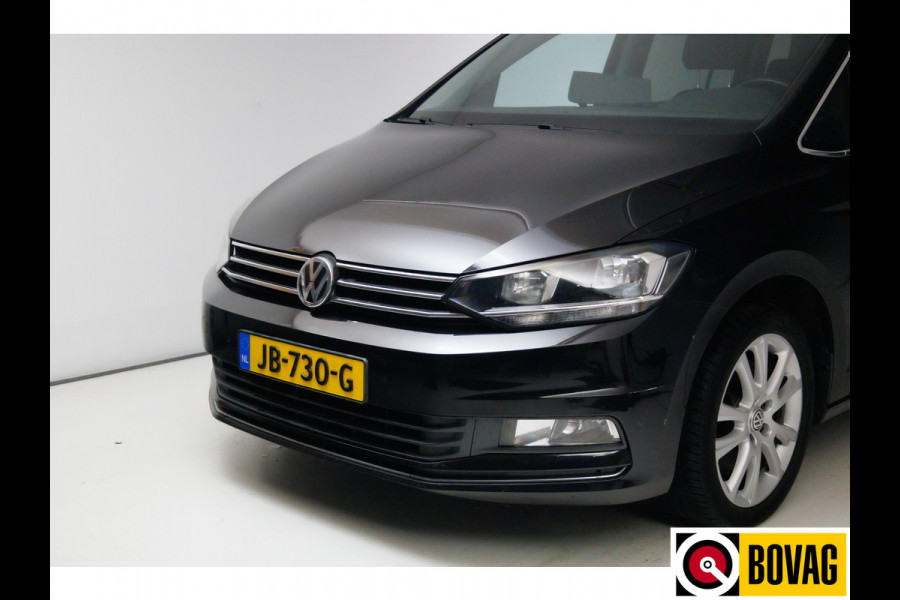 Volkswagen Touran 1.2 TSI Highline 111 PK Trekhaak, Climate control, Adap. Cruise, All season banden, Extra getint glas