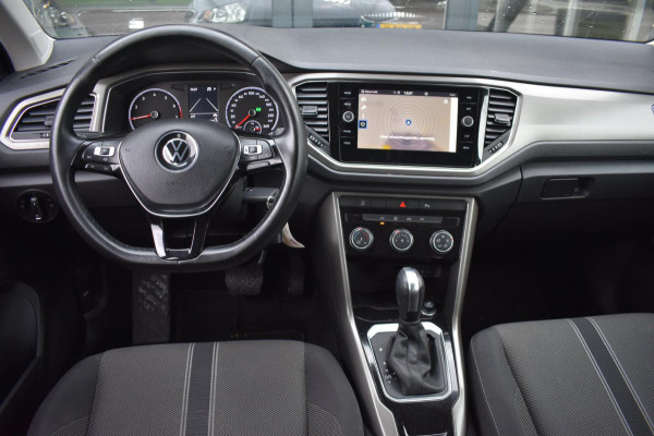 Volkswagen T-Roc 1.5 TSI Style | DEALER ONDERHOUDEN| NAP | APPLE CARPLAY | ANDROID AUTO| ADAPTIEVE CRUISE CONTROLE | NAVIGATIE