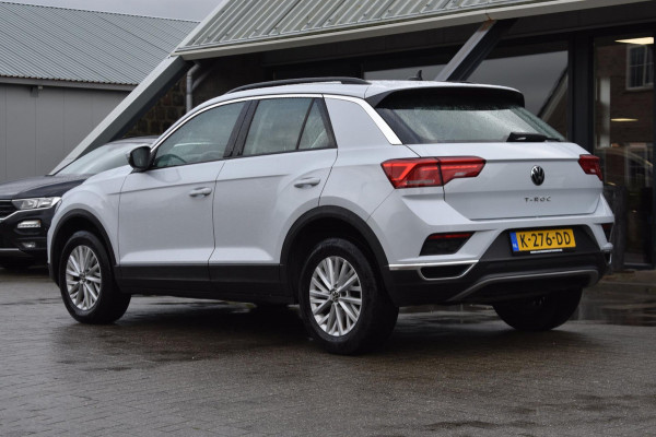 Volkswagen T-Roc 1.5 TSI Style | DEALER ONDERHOUDEN| NAP | APPLE CARPLAY | ANDROID AUTO| ADAPTIEVE CRUISE CONTROLE | NAVIGATIE