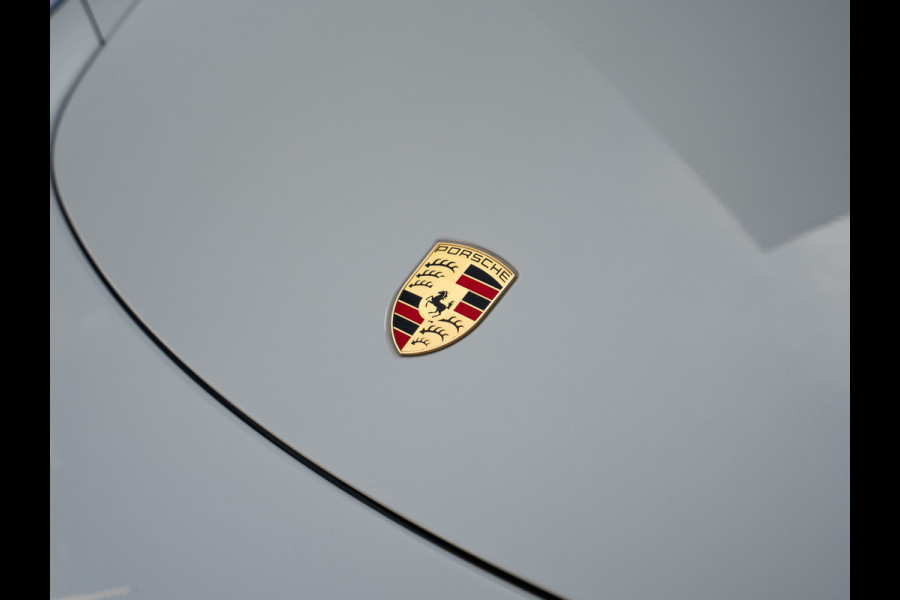 Porsche 911 Cabrio 3.0 Carrera GTS | PDLS+ | Sportstoelen Plus