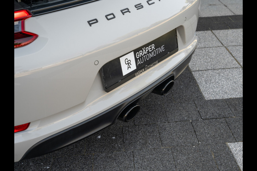 Porsche 911 Cabrio 3.0 Carrera GTS | PDLS+ | Sportstoelen Plus