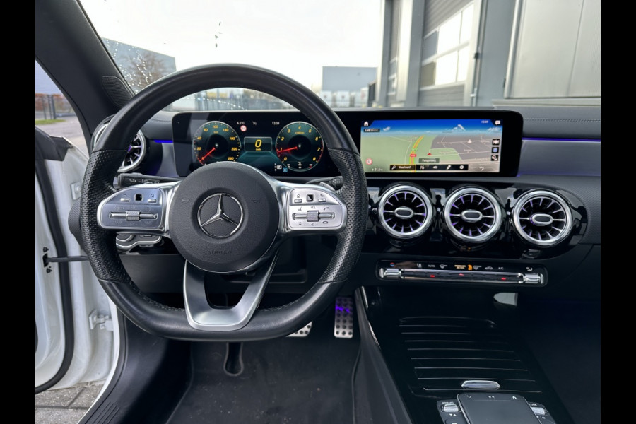 Mercedes-Benz CLA-Klasse Shooting Brake 250 AMG FULL PANO NAVI CAMERA CR CONTROL PDC SPORTVELGEN